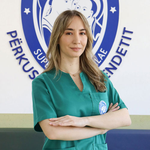 Dr.-Rebeka-Luca